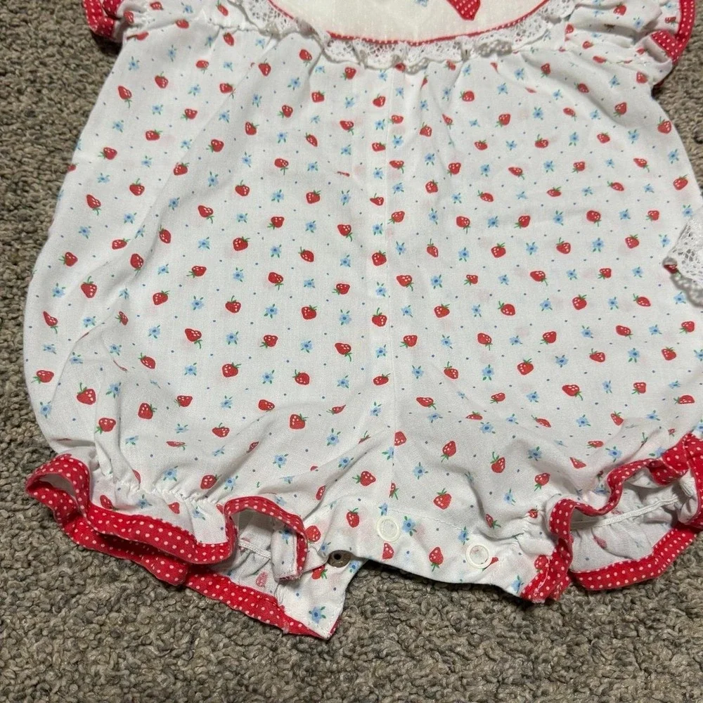 Vintage Baby Girls 9-12M Strawberry Romper Apron Set Cottagecore